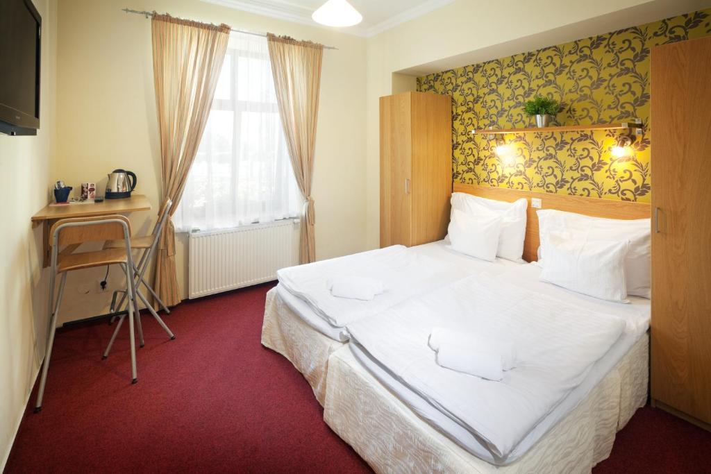 Pytloun Self Check-In Hotel Liberec Rum bild